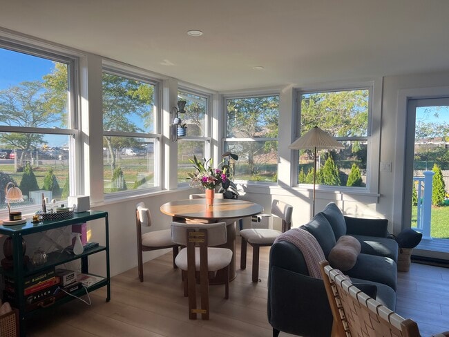 Building Photo - 1 Front St