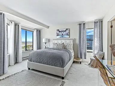 Building Photo - 1 Surf Way