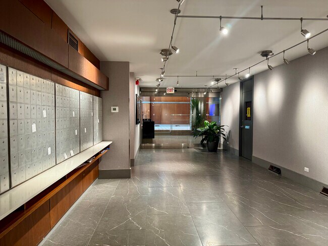 Building Photo - 5100 N Marine Dr