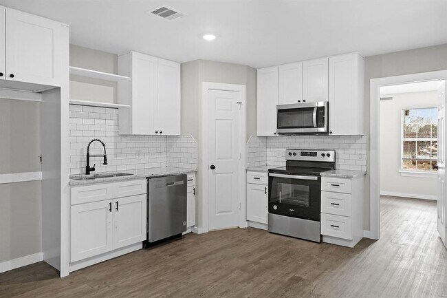 Building Photo - 6121 Ridgemont St