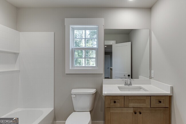 Building Photo - 110 Rains Rd