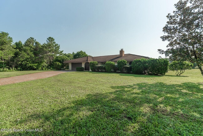 Building Photo - 5855 Whispering Ln