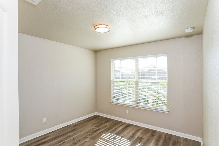 Building Photo - 2617 McCrae