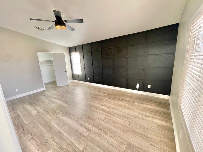 Building Photo - 3139 Pocatello Peak Way