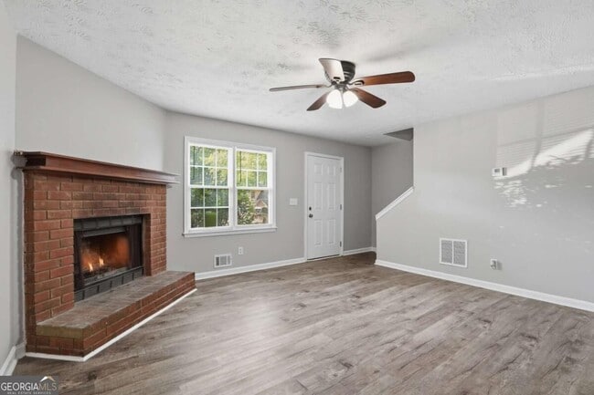 Building Photo - 5344 Ridgemere Ct