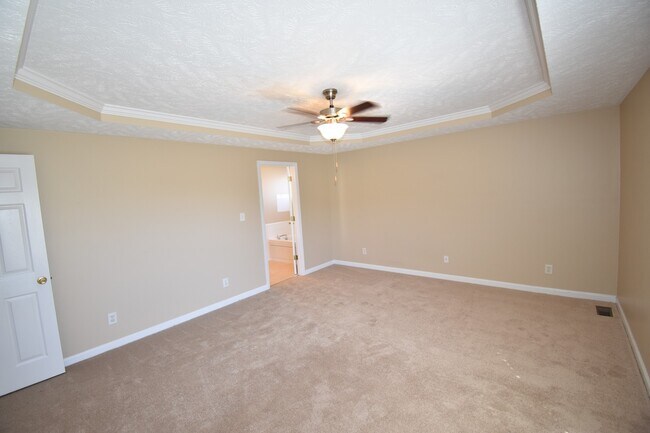 Building Photo - 5607 Walking Trail Way