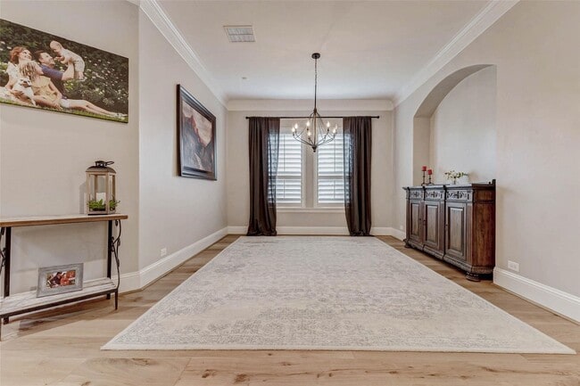 Building Photo - 5323 Lake Hill Farm Way