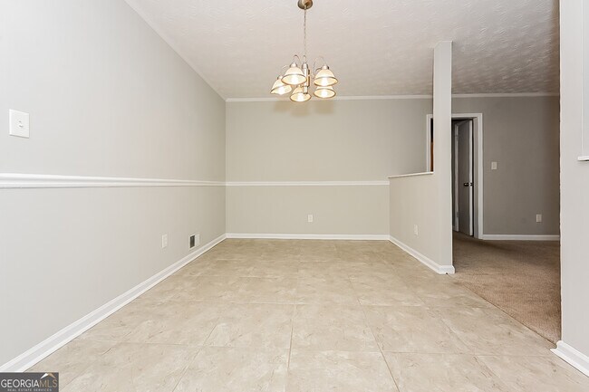 Building Photo - 105 Mt Airy Rd