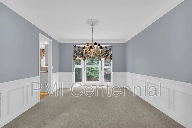 Building Photo - 120 Creekside Park Dr