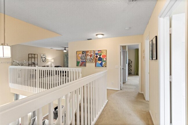Building Photo - 513 NW 46th Ave