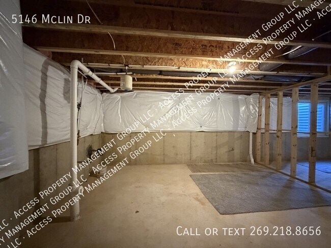 Building Photo - 5146 McLin Dr