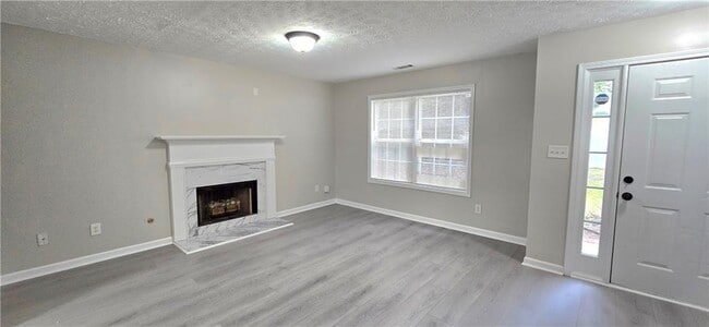 Building Photo - 610 James Ridge Dr