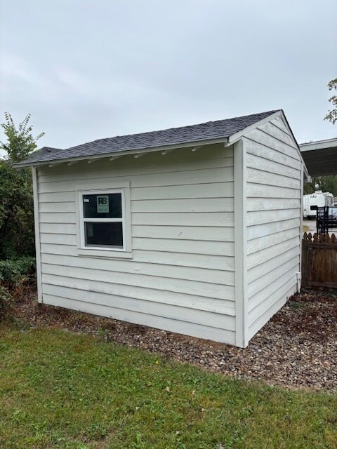 Building Photo - 9800 Chambers Ct