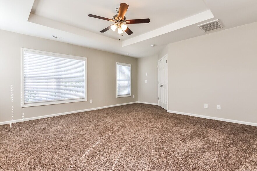 Building Photo - 183 Killington Dr