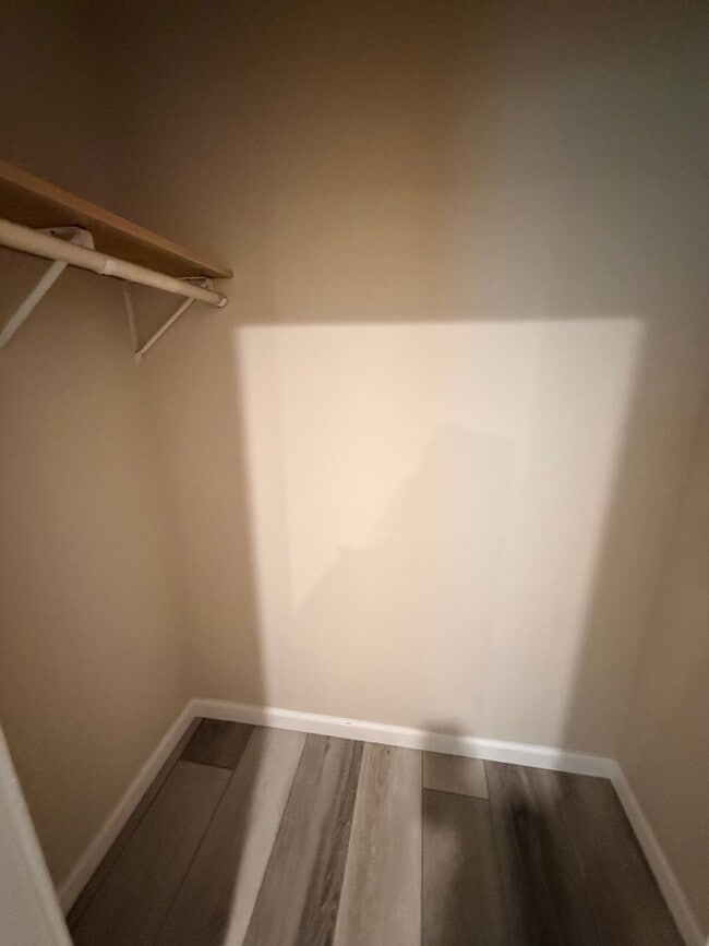 Building Photo - Newly remodeled three bedroom house in Wilmington ready to rent!