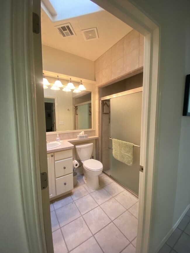 Building Photo - Beautiful Fully Furnished Home for rent in the Boulders on the Green