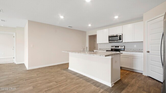 Building Photo - 5824 Tiagra Dr
