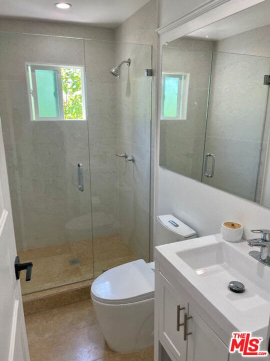 Building Photo - 1157 Irolo St