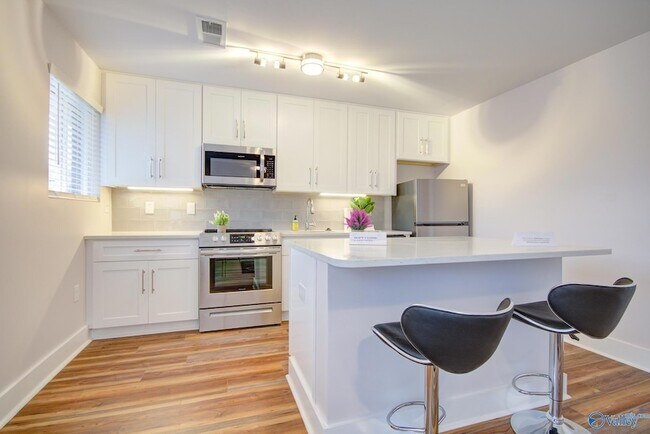 Primary Photo - 4300 Knight Rd SW