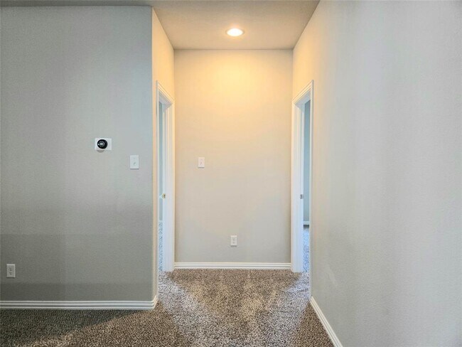 Building Photo - 1016 Hartman Dr