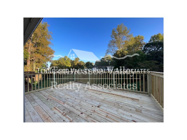 Building Photo - 8500 Olde Colony Trail