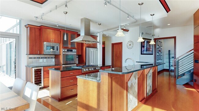 Building Photo - 21 Furnace St