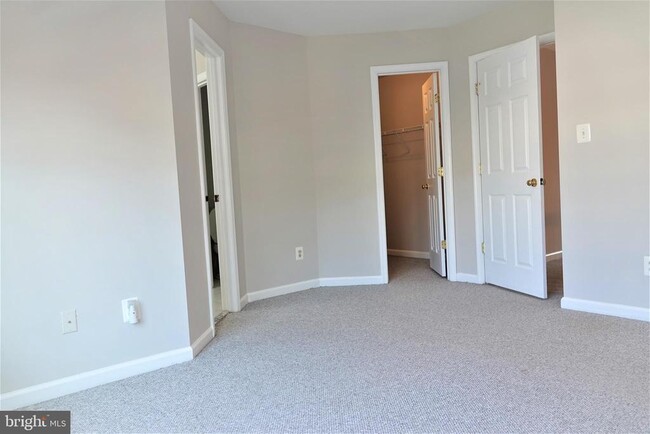 Building Photo - 708 Reserve Champion Dr