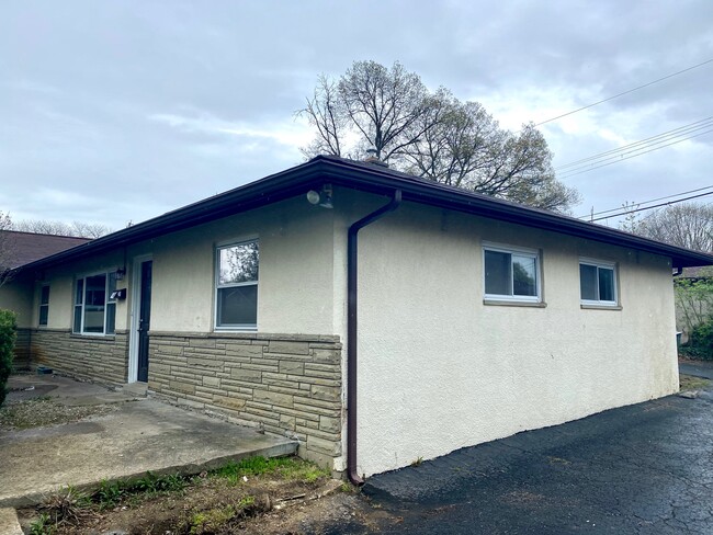 Primary Photo - 245 Fairway Dr