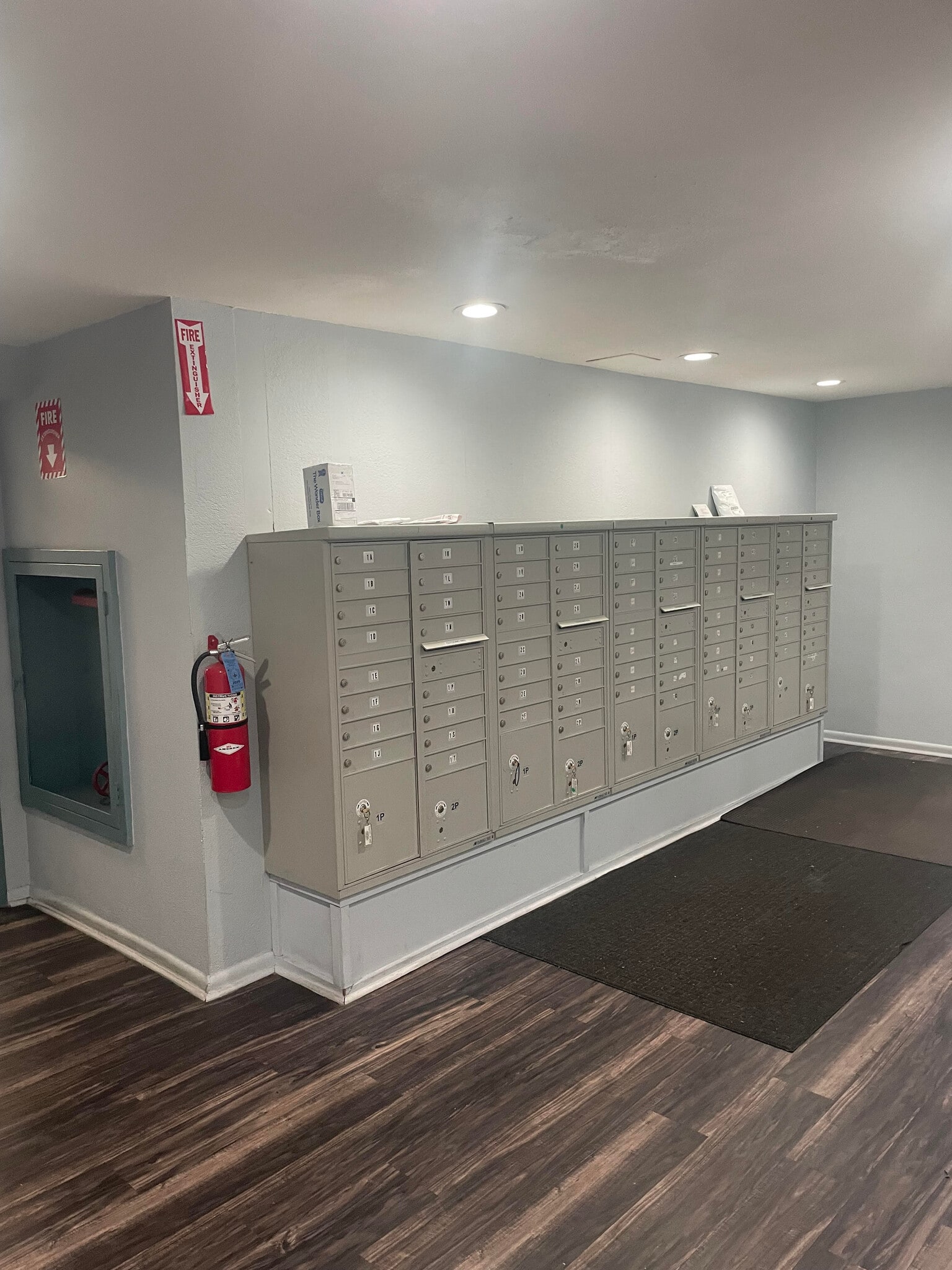 Building Photo - 70 Farmington Ave