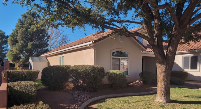 Building Photo - Home on a cul-de-sac in Ivins