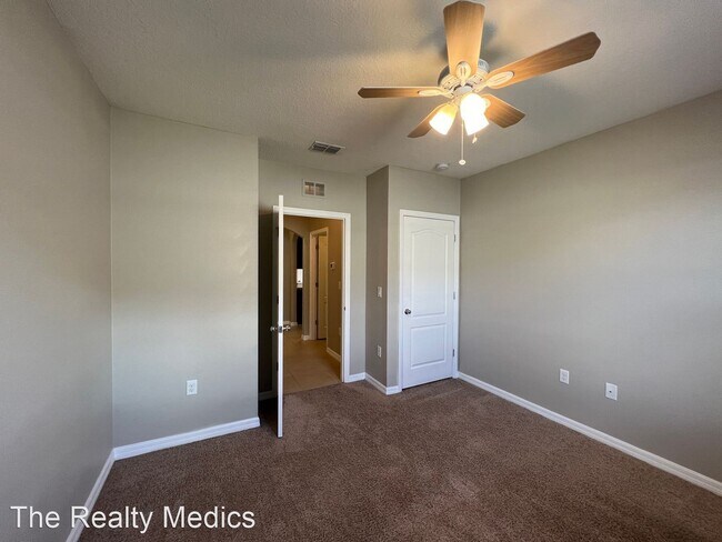 Building Photo - 4 br, 2 bath House - 1665 Laurel Oaks Dr