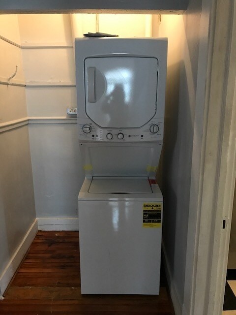 Building Photo - 117 N Robinson St