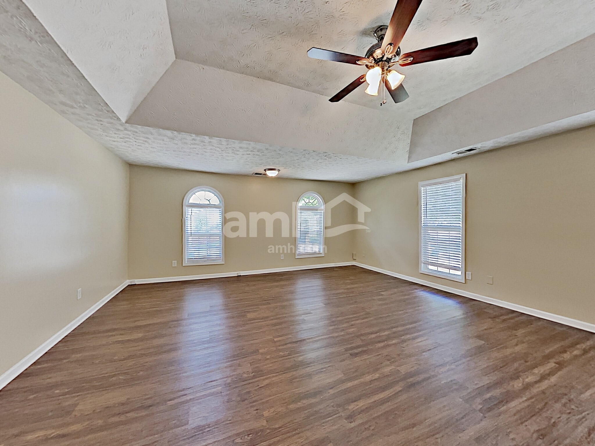 Building Photo - 3080 Rusticwood Dr