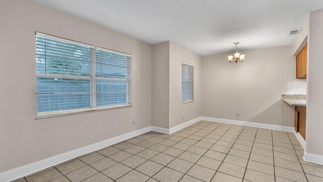 Building Photo - 2121 S San Gully Rd