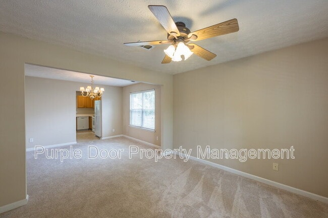 Building Photo - 304 Meadow Point