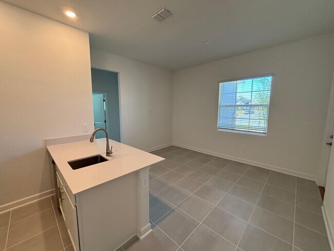 Building Photo - 5996 Shavasana Rd