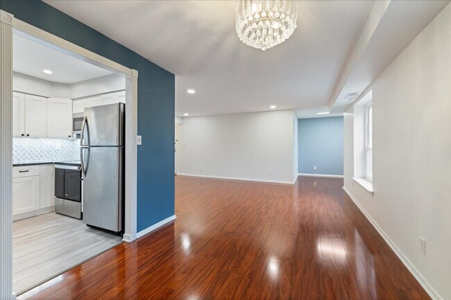 Building Photo - 4000 Gypsy Ln