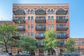 Building Photo - 1355 W Washington Blvd