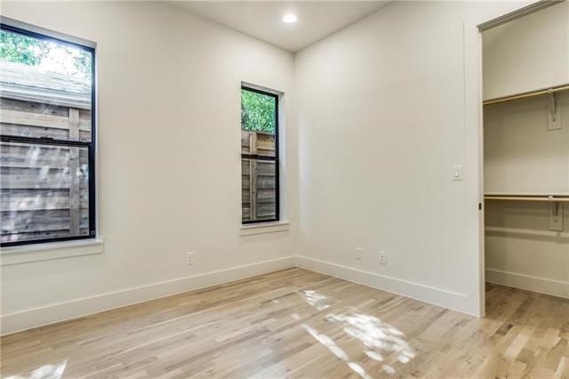 Building Photo - 4631 Manett St