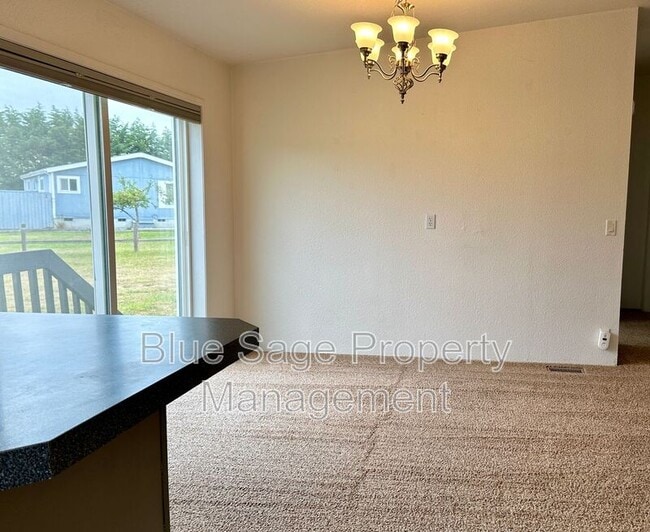 Building Photo - 50 Buds Way