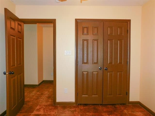 Building Photo - 558 Jay St