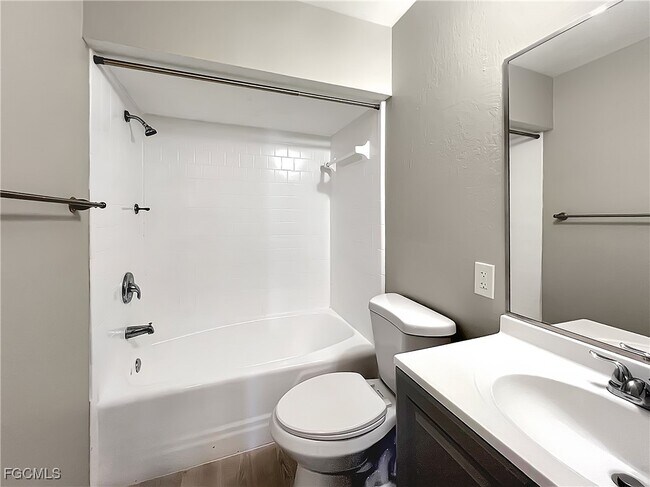 Building Photo - 13037 First St