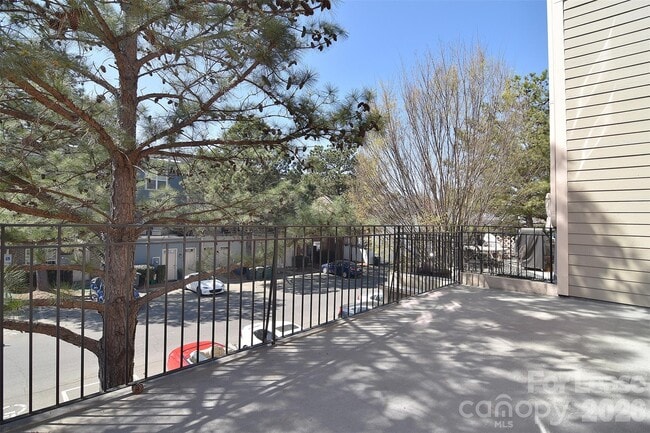 Building Photo - 11058 Cedar Walk Lane