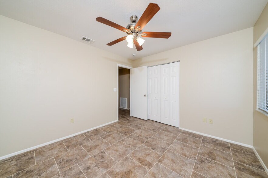 Building Photo - 5192 Cambay St