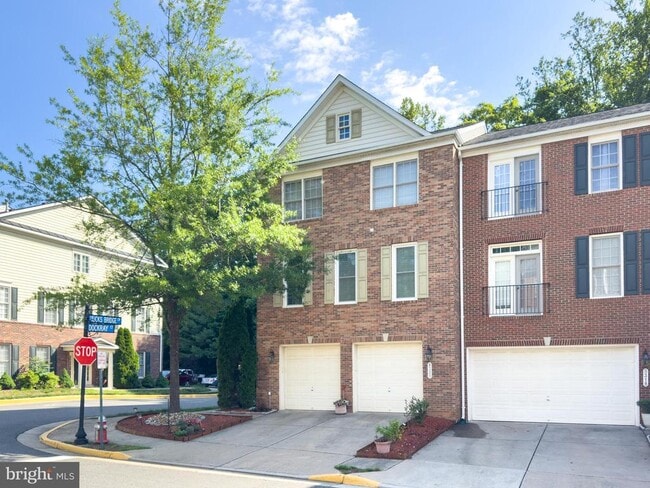 Building Photo - 8320 Dockray Ct