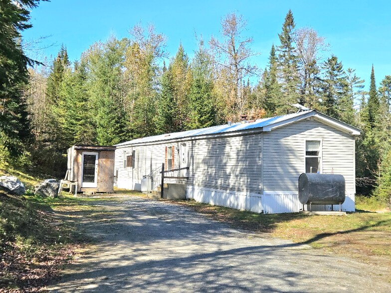 Building Photo - 612 Jug Brook Rd