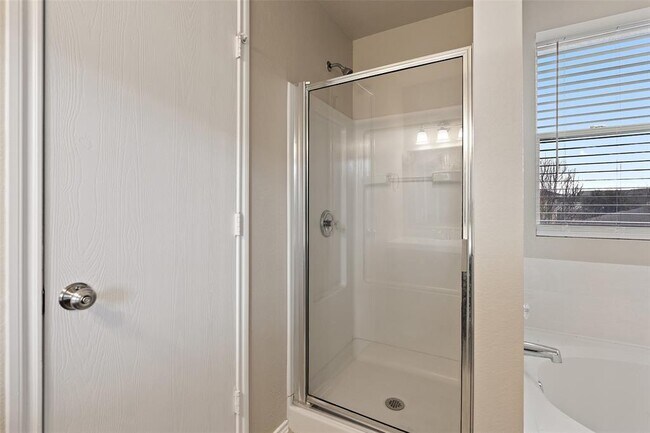 Building Photo - 1617 Anise Dr