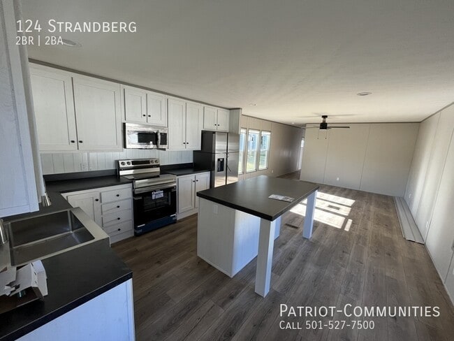 Building Photo - 124 Strandberg-