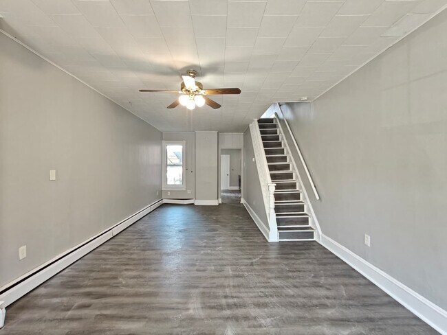 Building Photo - 9 Randall Ave