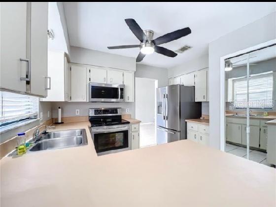 Building Photo - 1668 Spicewood Ln
